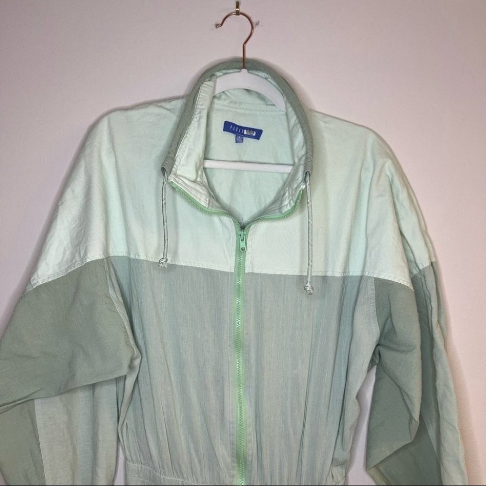 Paradised Kelsey Zip Up Jumpsuit Size Large - Picture 4 of 13